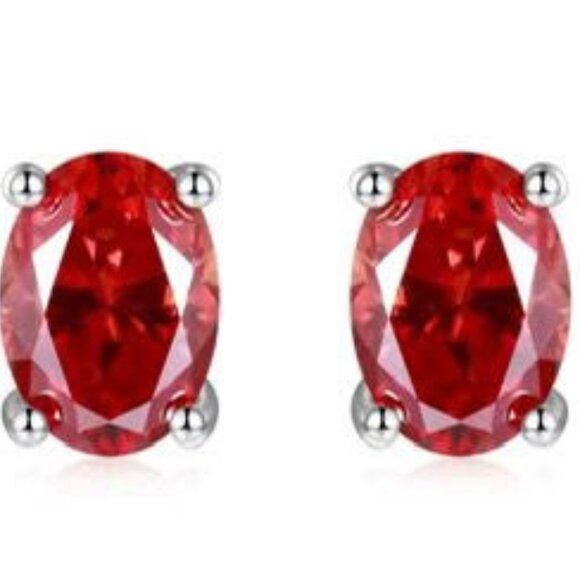 YunTong Jewelry 925 Silver Oval Moissanite Stud Earrings - 1 Carat VVS1 Color, G - Picture 2 of 2